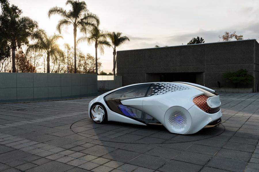  Toyota Concept-i 2017 года  (фото 5 из 45)